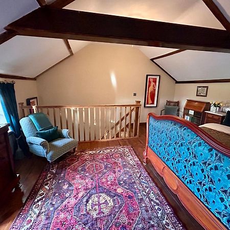 Charming Country Cottage With Oak Beams In Historic Setting, Brecon Beacons Retreat Llangadog Εξωτερικό φωτογραφία